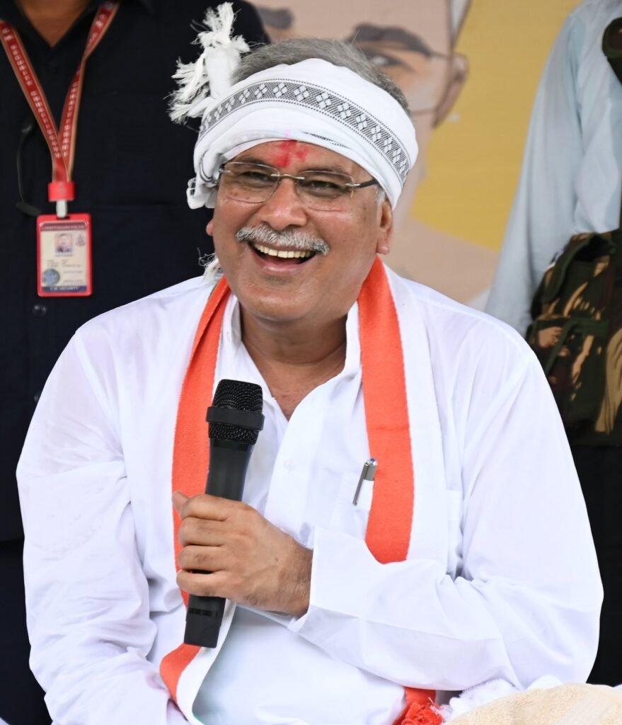 शक्ति जिला बनने से क्षेत्र की जनता को मिल रहा लाभ, जिला स्तर के सरकारी कार्यालयों के खुलने से जनता को अनावश्यक परेशानियों से मिला निजात,प्रदेश के मुख्यमंत्री भूपेश बघेल एवं विधायक डॉ. चरणदास महंत की पहल से मिला शक्ति को जिले का दर्जा- श्यामसुंदर अग्रवाल पूर्व नगरपालिका अध्यक्ष शक्ति शक्ति जिला बनने से क्षेत्र की जनता को मिल रहा लाभ, जिला स्तर के सरकारी कार्यालयों के खुलने से जनता को अनावश्यक परेशानियों से मिला निजात,प्रदेश के मुख्यमंत्री भूपेश बघेल एवं विधायक डॉ. चरणदास महंत की पहल से मिला शक्ति को जिले का दर्जा- श्यामसुंदर अग्रवाल पूर्व नगरपालिका अध्यक्ष शक्ति kshititech