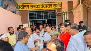 शक्ति विधानसभा के 175 लोगों को जनसंपर्क राशि का मिला चेक-- विधानसभा अध्यक्ष महंत की अनुशंसा एवं जिला प्रतिनिधि गुलजार सिंह की मांग पर 175 जरूरतमंद लोगों को किया गया जनसंपर्क राशि का चेक वितरण, 16 मई को जनपद शक्ति में हुआ चेक वितरण कार्यक्रम शक्ति विधानसभा के 175 लोगों को जनसंपर्क राशि का मिला चेक-- विधानसभा अध्यक्ष महंत की अनुशंसा एवं जिला प्रतिनिधि गुलजार सिंह की मांग पर 175 जरूरतमंद लोगों को किया गया जनसंपर्क राशि का चेक वितरण, 16 मई को जनपद शक्ति में हुआ चेक वितरण कार्यक्रम kshititech