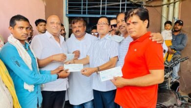 शक्ति विधानसभा के 175 लोगों को जनसंपर्क राशि का मिला चेक-- विधानसभा अध्यक्ष महंत की अनुशंसा एवं जिला प्रतिनिधि गुलजार सिंह की मांग पर 175 जरूरतमंद लोगों को किया गया जनसंपर्क राशि का चेक वितरण, 16 मई को जनपद शक्ति में हुआ चेक वितरण कार्यक्रम kshititech