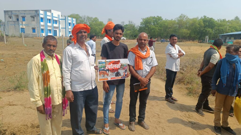 छत्तीसगढ़ भाजपा का गौठानो की अव्यवस्था पर फोकस--भाजपा जांजगीर-चांपा जिले ने 20 मई से प्रारंभ किया चलबो गौठान-खोलबो पोल कार्यक्रम, नेता प्रतिपक्ष नारायण चंदेल सहित पदाधिकारी पहुंचे गौठानो में, नारायण चंदेल ने कहा- भूपेश सरकार ने किया गौठानो में 1300 करोड़ रुपए का घोटाला छत्तीसगढ़ भाजपा का गौठानो की अव्यवस्था पर फोकस--भाजपा जांजगीर-चांपा जिले ने 20 मई से प्रारंभ किया चलबो गौठान-खोलबो पोल कार्यक्रम, नेता प्रतिपक्ष नारायण चंदेल सहित पदाधिकारी पहुंचे गौठानो में, नारायण चंदेल ने कहा- भूपेश सरकार ने किया गौठानो में 1300 करोड़ रुपए का घोटाला kshititech
