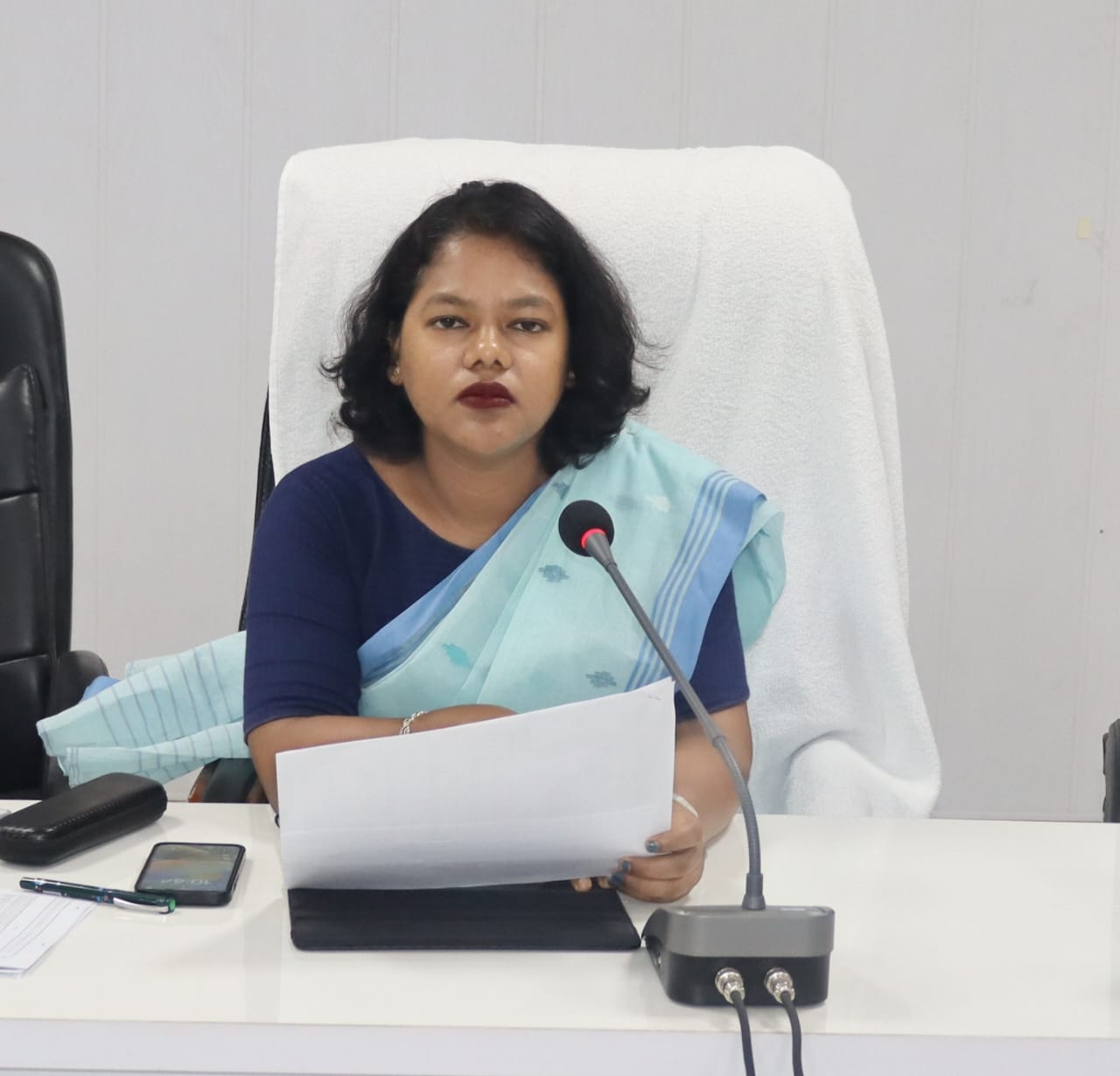 स्कूलों का रिजल्ट अच्छा नहीं तो रहे कार्रवाई के लिए तैयार-- शक्ति कलेक्टर की मैराथन बैठक-- सरकारी स्कूलों की शिक्षा गुणवत्ता सुधारने कलेक्टर ने ली बैठक, सरकारी स्कूल छपोरा के परिणामों पर करी नाराजगी व्यक्त, आने वाले साल में बेहतर परिणाम का दिया लक्ष्य, डीईओ खरे के समक्ष प्राचार्यो को दिए गए निर्देश स्कूलों का रिजल्ट अच्छा नहीं तो रहे कार्रवाई के लिए तैयार-- शक्ति कलेक्टर की मैराथन बैठक-- सरकारी स्कूलों की शिक्षा गुणवत्ता सुधारने कलेक्टर ने ली बैठक, सरकारी स्कूल छपोरा के परिणामों पर करी नाराजगी व्यक्त, आने वाले साल में बेहतर परिणाम का दिया लक्ष्य, डीईओ खरे के समक्ष प्राचार्यो को दिए गए निर्देश kshititech