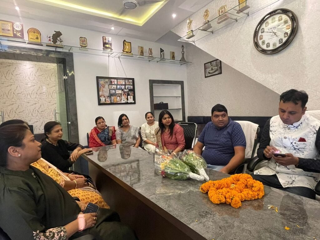 <em>मायुम प्रदेश अध्यक्ष के शक्ति प्रथम आगमन पर किया मंच की शक्ति एवं महिला जागृति शाखा ने स्वागत, प्रदेश अध्यक्ष मनीष ने कहा- राष्ट्रीय स्तर पर सेवा एवं रचनात्मक कार्यों के लिए जाना जाता है मारवाड़ी युवा मंच, रीना गेवाडीन के निवास पर आयोजित हुई बैठक</em> <em>मायुम प्रदेश अध्यक्ष के शक्ति प्रथम आगमन पर किया मंच की शक्ति एवं महिला जागृति शाखा ने स्वागत, प्रदेश अध्यक्ष मनीष ने कहा- राष्ट्रीय स्तर पर सेवा एवं रचनात्मक कार्यों के लिए जाना जाता है मारवाड़ी युवा मंच, रीना गेवाडीन के निवास पर आयोजित हुई बैठक</em> kshititech