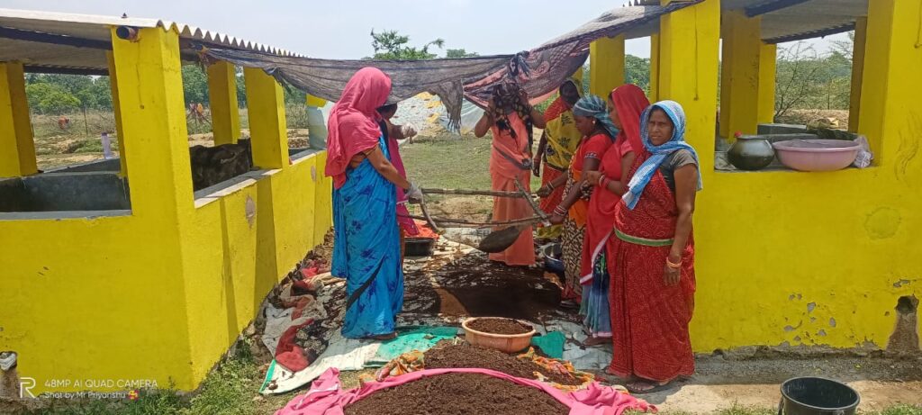 पूरे शक्ति जिले की खबरें एक साथ 30 मई की-- <em>कर्मचारियों के चेंबर में पहुंची कलेक्टर नूपुर--कलेक्टर श्रीमती नूपुर राशि पन्ना ने किया जिला कार्यालय का औचक निरीक्षण, जिले में शासन की योजनाओं से महिला समूह को मिल रहा समुचित लाभ</em>,गौठानो में भी आजीविका के विभिन्न रोजगार मिल रहे महिलाओं को पूरे शक्ति जिले की खबरें एक साथ 30 मई की-- <em>कर्मचारियों के चेंबर में पहुंची कलेक्टर नूपुर--कलेक्टर श्रीमती नूपुर राशि पन्ना ने किया जिला कार्यालय का औचक निरीक्षण, जिले में शासन की योजनाओं से महिला समूह को मिल रहा समुचित लाभ</em>,गौठानो में भी आजीविका के विभिन्न रोजगार मिल रहे महिलाओं को kshititech