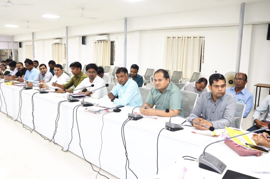<em>शक्ति जिले की खबरें एक साथ-- बिना अनुमति फ्लाई ऐश डंपिंग पर कलेक्टर ने दिए कार्रवाई के निर्देश, टीएल की मीटिंग में अधिकारियों से करी योजनाओं की समीक्षा,जनदर्शन में सुनी आम नागरिकों की समस्याएं, विश्व तंबाकू निषेध दिवस पर हुई जिला स्तरीय बैठक</em> <em>शक्ति जिले की खबरें एक साथ-- बिना अनुमति फ्लाई ऐश डंपिंग पर कलेक्टर ने दिए कार्रवाई के निर्देश, टीएल की मीटिंग में अधिकारियों से करी योजनाओं की समीक्षा,जनदर्शन में सुनी आम नागरिकों की समस्याएं, विश्व तंबाकू निषेध दिवस पर हुई जिला स्तरीय बैठक</em> kshititech