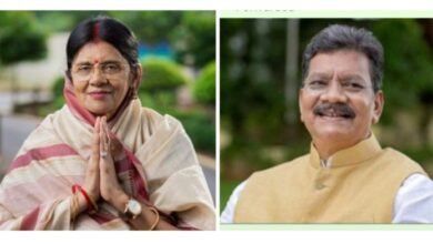 कर्नाटक में कांग्रेस की बड़ी जीत पर जिला मुख्यालय शक्ति में भी कांग्रेसियों ने मनाया जीत का जश्न, सिद्ध श्री हनुमान मंदिर में प्रसाद लगाकर बांटी मिठाईयां, विधानसभा अध्यक्ष महंत ने भी सोनिया, राहुल सहित कांग्रेस कार्यकर्ताओ को दी शुभकामनाएं, मातृ दिवस पर महंत दंपति की शुभकामनाएं कर्नाटक में कांग्रेस की बड़ी जीत पर जिला मुख्यालय शक्ति में भी कांग्रेसियों ने मनाया जीत का जश्न, सिद्ध श्री हनुमान मंदिर में प्रसाद लगाकर बांटी मिठाईयां, विधानसभा अध्यक्ष महंत ने भी सोनिया, राहुल सहित कांग्रेस कार्यकर्ताओ को दी शुभकामनाएं, मातृ दिवस पर महंत दंपति की शुभकामनाएं kshititech