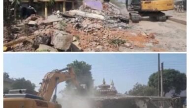 जिले में फिर चालू हुआ अतिक्रमण हटाओ अभियान-- डभरा में भी चला प्रशासन का बुलडोजर, सड़क चौड़ीकरण को लेकर मुख्य मार्ग से हटाए गए अतिक्रमण, स्थानीय पुलिस प्रशासन रही मुस्तैदी से तैनात, मासूम नवजात को मिला शासन की योजना का लाभ kshititech