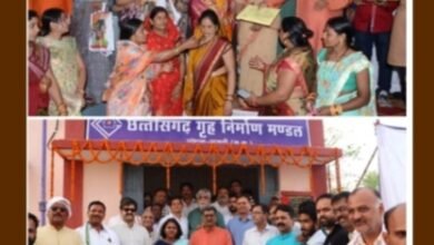 मैदानी क्षेत्रों में मितानिनों का कार्य प्रशंसनीय, राज्य सरकार ने बढ़ई मितानिनों की प्रोत्साहन राशि- डॉ चरणदास महंत अध्यक्ष छत्तीसगढ़ विधानसभा, महंत दंपत्ति ने किया मितानिनो को चार-चार हजार रुपये की स्वेच्छा अनुदान राशि का चेक वितरण kshititech