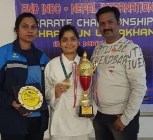 देहरादून में आयोजित इंडो नेपाल अंतरराष्ट्रीय कराटे चैंपियनशिप में चंद्रहासिनी विद्यापीठ की छात्रा उन्नति ने हासिल की सफलता, जीता ब्रॉन्ज मेडल, शक्ति जिले को किया गौरवान्वित, शक्ति जिले का सीबीएसई माध्यम का सर्वश्रेष्ठ विद्यालय है चंद्रहासिनी विद्यापीठ देहरादून में आयोजित इंडो नेपाल अंतरराष्ट्रीय कराटे चैंपियनशिप में चंद्रहासिनी विद्यापीठ की छात्रा उन्नति ने हासिल की सफलता, जीता ब्रॉन्ज मेडल, शक्ति जिले को किया गौरवान्वित, शक्ति जिले का सीबीएसई माध्यम का सर्वश्रेष्ठ विद्यालय है चंद्रहासिनी विद्यापीठ kshititech