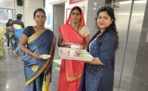 <em>प्रदेश अध्यक्ष के दौरे के बाद और सक्रिय महिला जागृति-- महिला जागृति शाखा सक्ति ने सरकारी अस्पताल में किया गर्म पोहा एवं दही के मट्ठा का वितरण, गर्मी को देखते हुए महिला जागृति का सेवा कार्य, अध्यक्ष रीना गेवाडीन ने कहा- उनकी शाखा निरंतर करती है रचनात्मक एवं सेवा के कार्य</em> <em>प्रदेश अध्यक्ष के दौरे के बाद और सक्रिय महिला जागृति-- महिला जागृति शाखा सक्ति ने सरकारी अस्पताल में किया गर्म पोहा एवं दही के मट्ठा का वितरण, गर्मी को देखते हुए महिला जागृति का सेवा कार्य, अध्यक्ष रीना गेवाडीन ने कहा- उनकी शाखा निरंतर करती है रचनात्मक एवं सेवा के कार्य</em> kshititech