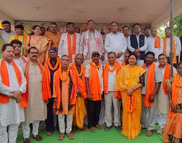 <em>भाजपा कार्यकर्ताओं में नई ऊर्जा का संचार कर गया केंद्रीय मंत्री कुलस्ते का दौरा,गढ़गोढ़ी में आयोजित लाभार्थी सम्मेलन में मोदी सरकार की योजनाएं बताई मंत्री जी ने, 13 जून को शक्ति में होगा भाजपा के वरिष्ठ कार्यकर्ताओं का सम्मेलन, रामअवतार अग्रवाल को मिली सम्मेलन की जिम्मेदारी</em> <em>भाजपा कार्यकर्ताओं में नई ऊर्जा का संचार कर गया केंद्रीय मंत्री कुलस्ते का दौरा,गढ़गोढ़ी में आयोजित लाभार्थी सम्मेलन में मोदी सरकार की योजनाएं बताई मंत्री जी ने, 13 जून को शक्ति में होगा भाजपा के वरिष्ठ कार्यकर्ताओं का सम्मेलन, रामअवतार अग्रवाल को मिली सम्मेलन की जिम्मेदारी</em> kshititech