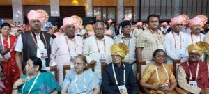 महंत का मुंबई प्रवास- <em>मुंबई के राष्ट्रीय विधायक सम्मेलन में पहुंचे छत्तीसगढ़ विधानसभा अध्यक्ष डॉ चरणदास महंत, 15 जून को मुंबई के जिओ कन्वेंशन सेंटर में प्रारंभ हुआ तीन दिवसीय सम्मेलन</em> महंत का मुंबई प्रवास- <em>मुंबई के राष्ट्रीय विधायक सम्मेलन में पहुंचे छत्तीसगढ़ विधानसभा अध्यक्ष डॉ चरणदास महंत, 15 जून को मुंबई के जिओ कन्वेंशन सेंटर में प्रारंभ हुआ तीन दिवसीय सम्मेलन</em> kshititech