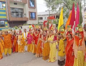 <em>धार्मिक आयोजन-चाम्पा शहर में कलशयात्रा के साथ संगीतमय श्रीमद्भागवत कथा महोत्सव का हुआ भव्य शुभांरभ</em>, सुप्रसिद्ध भागवत कथा वाचक राजेन्द्र जी महाराज करा रहे कथा का रसपान <em>धार्मिक आयोजन-चाम्पा शहर में कलशयात्रा के साथ संगीतमय श्रीमद्भागवत कथा महोत्सव का हुआ भव्य शुभांरभ</em>, सुप्रसिद्ध भागवत कथा वाचक राजेन्द्र जी महाराज करा रहे कथा का रसपान kshititech