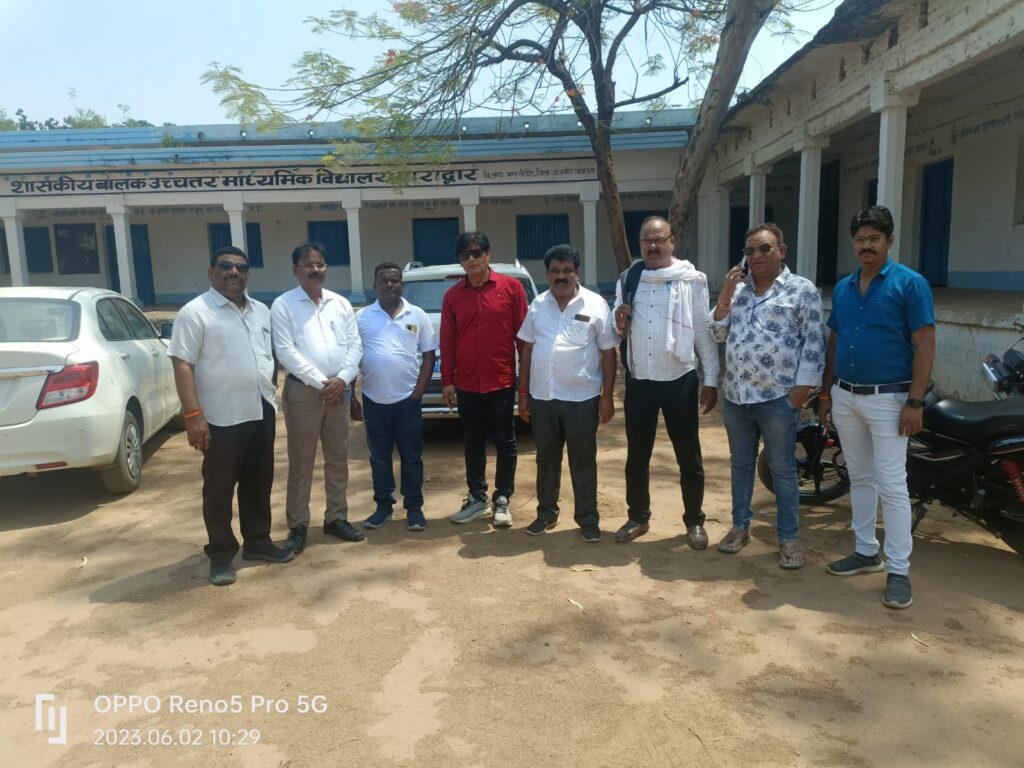 जनप्रतिनिधियों का प्रयास लाया रंग-- <em>नगर पंचायत अध्यक्ष द्वारा विधानसभा अध्यक्ष से की गई मांग पर हुई पहल, बाराद्वार में शीघ्र ही खुलेगा स्वामी आत्मानंद अंग्रेजी स्कूल, जिला शिक्षा अधिकारी ने किया 2 जून को स्थल निरीक्षण</em>, शिक्षा के क्षेत्र में शहर के बच्चों को भी मिलेगा आत्मानंद अंग्रेजी स्कूल का लाभ जनप्रतिनिधियों का प्रयास लाया रंग-- <em>नगर पंचायत अध्यक्ष द्वारा विधानसभा अध्यक्ष से की गई मांग पर हुई पहल, बाराद्वार में शीघ्र ही खुलेगा स्वामी आत्मानंद अंग्रेजी स्कूल, जिला शिक्षा अधिकारी ने किया 2 जून को स्थल निरीक्षण</em>, शिक्षा के क्षेत्र में शहर के बच्चों को भी मिलेगा आत्मानंद अंग्रेजी स्कूल का लाभ kshititech