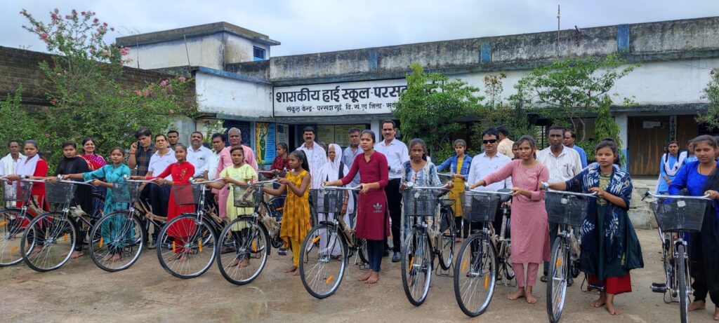 <em>शाला प्रवेश उत्सव में पहुंचे कांग्रेस नेता,सरस्वती सायकल का छात्राओं को किया वितरण, शहर कांग्रेस अध्यक्ष दादू जायसवाल ने कहा</em>--<em> छत्तीसगढ़ की सरकार ने करी शिक्षा की चिंता, </em>स्वामी आत्मानंद विद्यालय शिक्षा के क्षेत्र में एक बड़ी उपलब्धि,<em>विद्यार्थियों ने मनाया अतिथियों का जन्मदि</em>न <em>शाला प्रवेश उत्सव में पहुंचे कांग्रेस नेता,सरस्वती सायकल का छात्राओं को किया वितरण, शहर कांग्रेस अध्यक्ष दादू जायसवाल ने कहा</em>--<em> छत्तीसगढ़ की सरकार ने करी शिक्षा की चिंता, </em>स्वामी आत्मानंद विद्यालय शिक्षा के क्षेत्र में एक बड़ी उपलब्धि,<em>विद्यार्थियों ने मनाया अतिथियों का जन्मदि</em>न kshititech