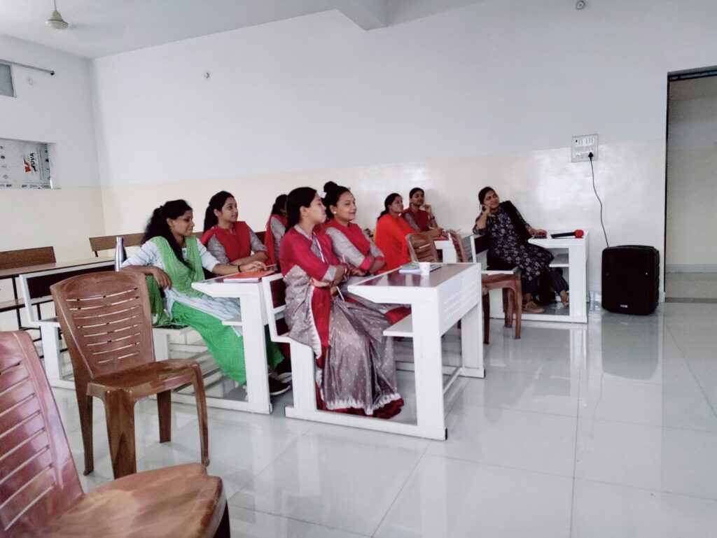 <em>नई शिक्षा नीति पर चर्चा-- बाराद्वार के प्रतिष्ठित विद्याभूमि स्कूल में नई शिक्षा नीति पर आधारित कार्यशाला का हुआ आयोजन, दिल्ली से प्रतीक दुबे एवं शिवेंद्र प्रताप सिंह रहे मौजूद</em>, विद्यालय के डायरेक्टर शरद केडिया ने कहा-- नई शिक्षा नीति से विद्यार्थियों को भी मिलेगा लाभ <em>नई शिक्षा नीति पर चर्चा-- बाराद्वार के प्रतिष्ठित विद्याभूमि स्कूल में नई शिक्षा नीति पर आधारित कार्यशाला का हुआ आयोजन, दिल्ली से प्रतीक दुबे एवं शिवेंद्र प्रताप सिंह रहे मौजूद</em>, विद्यालय के डायरेक्टर शरद केडिया ने कहा-- नई शिक्षा नीति से विद्यार्थियों को भी मिलेगा लाभ kshititech