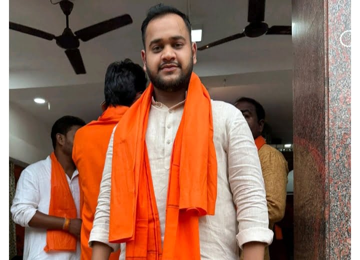 भाजपा का नए मतदाताओं से सीधा संपर्क अभियान--<em>शक्ति जिले में नए मतदाता संपर्क अभियान के संयोजक बनाए गए चिराग अग्रवाल, जिले की तीनों विधानसभा क्षेत्र में विशेष कार्ययोजना के तहत चलेगा संपर्क अभियान</em> भाजपा का नए मतदाताओं से सीधा संपर्क अभियान--<em>शक्ति जिले में नए मतदाता संपर्क अभियान के संयोजक बनाए गए चिराग अग्रवाल, जिले की तीनों विधानसभा क्षेत्र में विशेष कार्ययोजना के तहत चलेगा संपर्क अभियान</em> kshititech