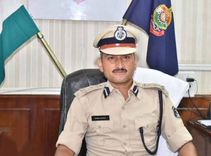 <em>लगेंगे वर्दी पर सितारे-- 96 प्रधान आरक्षक बन गए छोटे दरोगा, बिलासपुर रेंज के आईजी ने 8 जून को किये पदोन्नति के आदेश, संभाग के विभिन्न जिलों के पुलिस आरक्षकों को मिला पदोन्नति का लाभ</em> kshititech