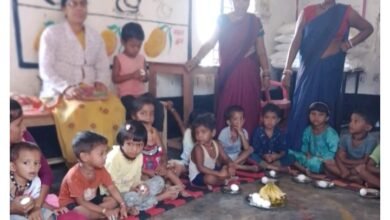 <em>आंगनबाड़ी केंद्रों में केले एवं अंडे का वितरण किया गया शुरू, सुपोषित अभियान के तहत किया गया यह बदलाव, शक्ति कलेक्टर नूपुर के हेल्थ मिशन से संवर रहा है शक्ति जिला</em> kshititech