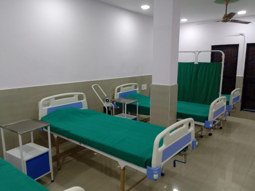 शक्ति ने बढ़ी सुविधाएं-- <em>गोमती देवी मल्टी स्पेशलिटी हॉस्पिटल हुआ शक्ति क्षेत्र की जनता को लोकार्पित, विधानसभा अध्यक्ष महंत,कोरबा सांसद ज्योत्सना महंत ने किया शुभारंभ ,महंत ने कहा- स्वास्थ्य सुविधाओं के मामले में शक्ति जिला अग्रणी, सांवडिया परिवार ने किया महंत दंपत्ति सहित आगंतुक अतिथियों का स्वागत</em>, पूर्व नगरपालिका अध्यक्ष श्यामसुंदर अग्रवाल ने कहा-- जिला गठन के बाद हो रहा मुख्यालय में तेजी से आम नागरिकों के लिए सुविधाओं का विस्तार kshititech