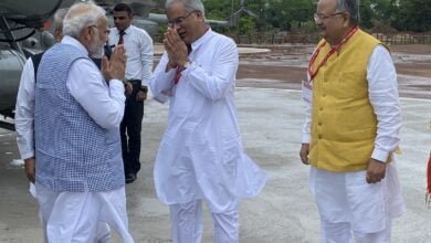 <em>सीएम बघेल पहुंचे मोदी का स्वागत करने-- मोदी ने फूंका छत्तीसगढ़ में चुनावी बिंगुल, मोदी की सभा के साथ ही भाजपा ने कर दी छत्तीसगढ़ में चुनाव प्रभारी, सह प्रभारी की नियुक्ति, ओमप्रकाश माथुर करेंगे भाजपा की नैया पार, छत्तीसगढ़ के मुख्यमंत्री भूपेश बघेल पहुंचे प्रधानमंत्री मोदी का माना विमानतल पर स्वागत करने</em>, मोदी ने दिया संकेत-- भ्रष्टाचार पर कार्यवाही की है गारंटी kshititech