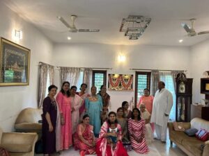 <em>वेदों के रचयिता महर्षि वेदव्यास जी की जन्म जयंती है गुरु पूर्णिमा, मैसूर की प्रसिद्ध साहित्यकार उषा केडिया ने गुरु पूर्णिमा पर व्यक्त की अपनी भावनाएं,उषा ने कहा- गुरु बताते हमे मुक्ति </em>का <em>द्वार</em>, गुरुजनों की महिमा है अपरंपार <em>वेदों के रचयिता महर्षि वेदव्यास जी की जन्म जयंती है गुरु पूर्णिमा, मैसूर की प्रसिद्ध साहित्यकार उषा केडिया ने गुरु पूर्णिमा पर व्यक्त की अपनी भावनाएं,उषा ने कहा- गुरु बताते हमे मुक्ति </em>का <em>द्वार</em>, गुरुजनों की महिमा है अपरंपार kshititech