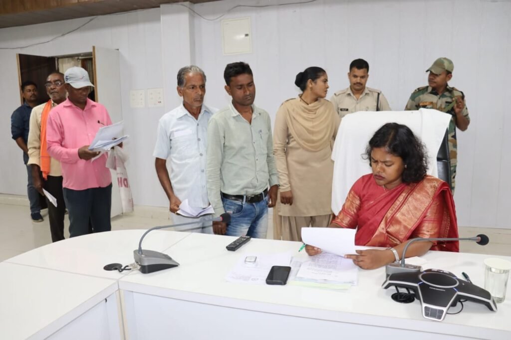 <em>शक्ति जिले की खबरें एक साथ-- कलेक्टर ने ली समय-सीमा की बैठक, जनदर्शन में नूपुर ने सुनी आम नागरिकों की समस्याएं, उर्वरक की गुणवत्ता में कमी पाए जाने पर दबिश देकर कार्रवाई</em> <em>शक्ति जिले की खबरें एक साथ-- कलेक्टर ने ली समय-सीमा की बैठक, जनदर्शन में नूपुर ने सुनी आम नागरिकों की समस्याएं, उर्वरक की गुणवत्ता में कमी पाए जाने पर दबिश देकर कार्रवाई</em> kshititech