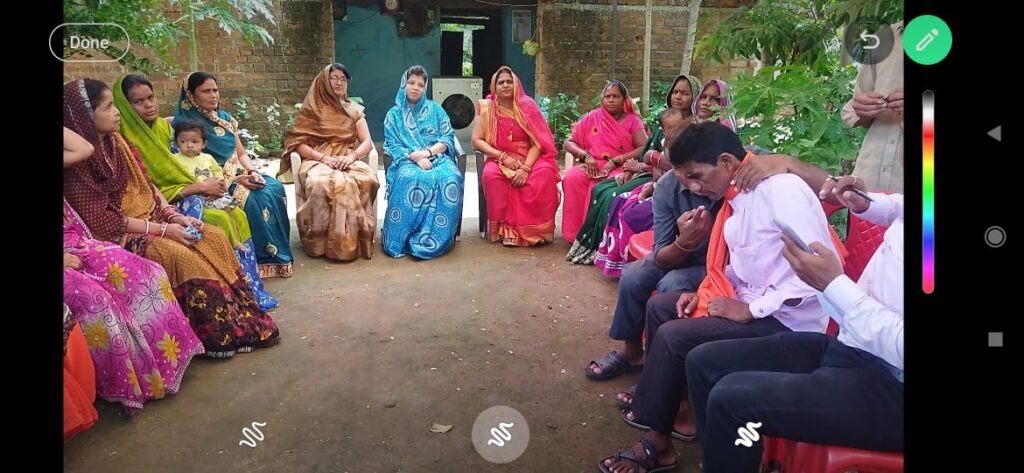 <em>डोंगिया-सुलोनी वाले गबेल दंपत्ति ने किया जशपुर घराने की बहू रानी के क्षेत्रीय आगमन पर आत्मीय स्वागत, जनपद सदस्य रामकुमार गबेल ने कहा- बहु रानी सदैव क्षेत्रवासियों के सुख- दुख में रही है सहभागी, संयोगिता का बाजे गाजे के साथ किया गया स्वागत, जनपद सदस्य रामकुमार गबेल एवं गीता गबेल रहे मौजूद</em> kshititech