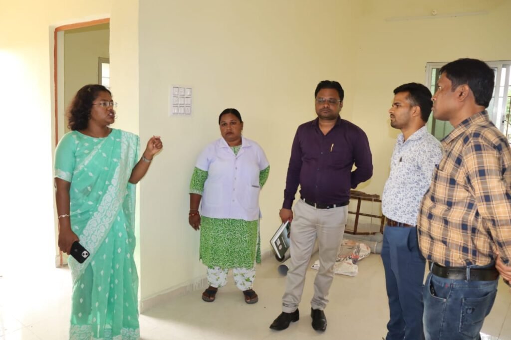 <em>मालखरौदा के सरकारी अस्पताल में बड़े सरकारी अस्पतालों की तरह मिलेगी सुविधाएं, कलेक्टर नूपुर राशि पन्ना का चल रहा मिशन हेल्थ, कलेक्टर ने सुनी जनदर्शन में आम नागरिकों की समस्याएं, महीनों- महीनों जनदर्शन के आवेदनों पर कार्यवाही नहीं होने से भी नागरिकों में आक्रोश</em> kshititech