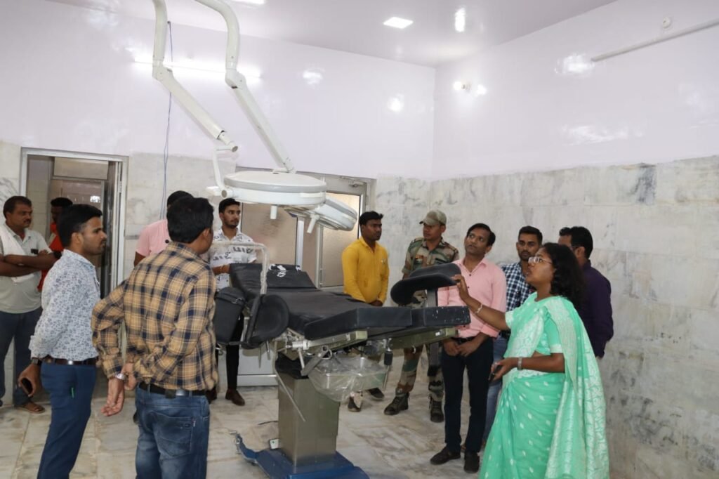 <em>मालखरौदा के सरकारी अस्पताल में बड़े सरकारी अस्पतालों की तरह मिलेगी सुविधाएं, कलेक्टर नूपुर राशि पन्ना का चल रहा मिशन हेल्थ, कलेक्टर ने सुनी जनदर्शन में आम नागरिकों की समस्याएं, महीनों- महीनों जनदर्शन के आवेदनों पर कार्यवाही नहीं होने से भी नागरिकों में आक्रोश</em> kshititech