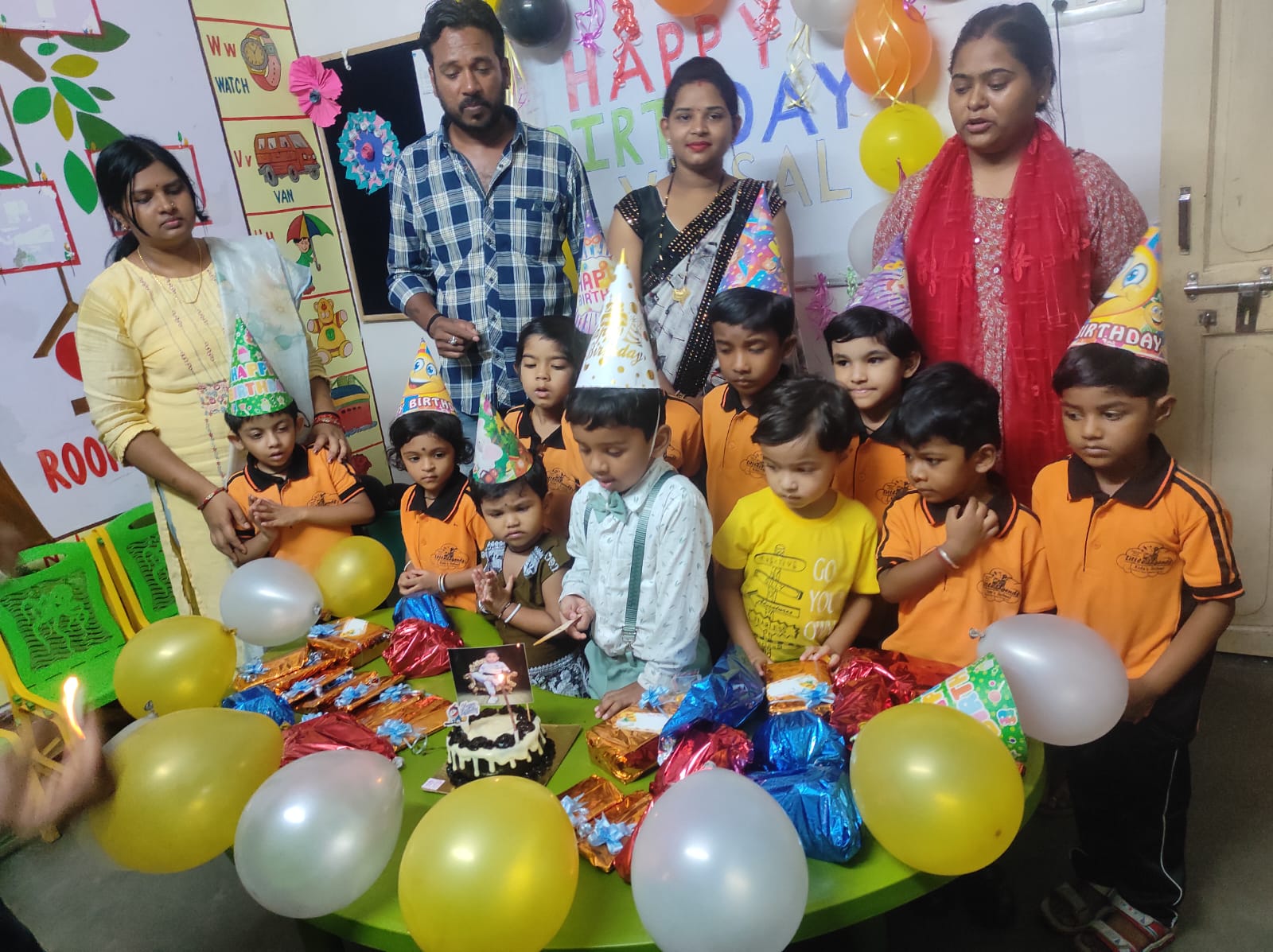<em>शिक्षा के साथ-साथ विद्यालय में हैं पारिवारिक वातावरण--- जांजगीर के लिटिल लेजेंड्स किड्स स्कूल में उत्साहपूर्वक मना :- नन्हे वत्सल का बर्थडे, पूरे जिले में शिक्षा तथा अन्य गतिविधियों में अग्रणी स्थान रखता है लिटिल लेजेंट्स किड्स स्कूल, विद्यालय के डायरेक्टर शिक्षाविद सुनील सिंघानिया के मार्गदर्शन में बेहतर शिक्षा दे रहा विद्यालय</em> <em>शिक्षा के साथ-साथ विद्यालय में हैं पारिवारिक वातावरण--- जांजगीर के लिटिल लेजेंड्स किड्स स्कूल में उत्साहपूर्वक मना :- नन्हे वत्सल का बर्थडे, पूरे जिले में शिक्षा तथा अन्य गतिविधियों में अग्रणी स्थान रखता है लिटिल लेजेंट्स किड्स स्कूल, विद्यालय के डायरेक्टर शिक्षाविद सुनील सिंघानिया के मार्गदर्शन में बेहतर शिक्षा दे रहा विद्यालय</em> kshititech