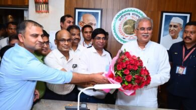 <em>मुख्यमंत्री का ऐतिहासिक निर्णय-- सीएम बघेल ने बढ़ाया डीए, एचआरए, छत्तीसगढ़ जनसंपर्क अधिकारी संघ ने जताया मुख्यमंत्री का आभार, केंद्र के बराबर डीए मिलेगा अधिकारीयो को, संघ ने करी सीएम से मुलाकात</em> kshititech