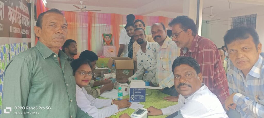 <em>बिसाहू दास महंत जी गांधीवादी सच्चे जनसेवक थे-अधिवक्ता राकेश महंत,</em>सकती में बिसाहूदास जी की <em>45 वीं पुण्यतिथि पर श्रद्धांजलि सभा , फल वितरण तथा निशुल्क स्वास्थ्य शिविर का हुआ आयोजन, राकेश महंत के संयोजकत्व में हुआ आयोजन</em> <em>बिसाहू दास महंत जी गांधीवादी सच्चे जनसेवक थे-अधिवक्ता राकेश महंत,</em>सकती में बिसाहूदास जी की <em>45 वीं पुण्यतिथि पर श्रद्धांजलि सभा , फल वितरण तथा निशुल्क स्वास्थ्य शिविर का हुआ आयोजन, राकेश महंत के संयोजकत्व में हुआ आयोजन</em> kshititech