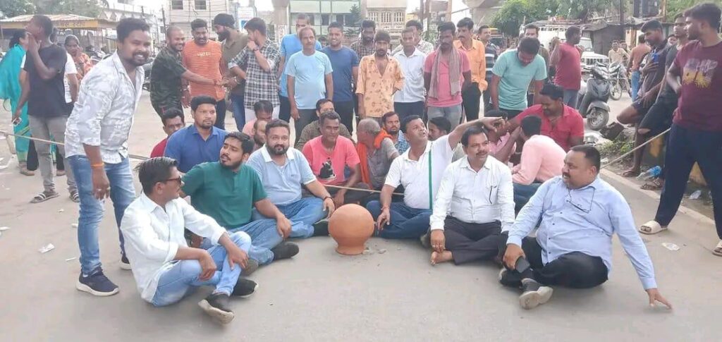 <em>युवा नेता समाजसेवी गौतम अग्रवाल की सक्रियता--छत्तीसगढ़ राज्य भंडारगृह निगम शाखा औरदा में किया गया पौधरोपण,घर- घर लगावें तुलसी और मुनगा के पौधे : गौतम अग्रवाल, नगर निगम रायगढ़ का 25 जुलाई को भाजपा ने किया भ्रष्टाचार के विरोध में घेराव</em> <em>युवा नेता समाजसेवी गौतम अग्रवाल की सक्रियता--छत्तीसगढ़ राज्य भंडारगृह निगम शाखा औरदा में किया गया पौधरोपण,घर- घर लगावें तुलसी और मुनगा के पौधे : गौतम अग्रवाल, नगर निगम रायगढ़ का 25 जुलाई को भाजपा ने किया भ्रष्टाचार के विरोध में घेराव</em> kshititech