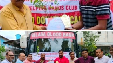 <em>रक्तदान - वृक्षदान कि नई परिभाषा पेशकश की फाइटर विंग्स फाउंडेशन एवं हेल्पिंग हैंडस क्लब ने,</em> विभिन्न संस्थाओं के उपस्थित सदस्यों ने लोगों से निरंतर रक्तदान एवं वृक्षारोपण की करी अपील, 73 यूनिट रक्तदान का हुआ संग्रहण, के बी एग्रो में हुआ था रक्तदान शिविर <em>रक्तदान - वृक्षदान कि नई परिभाषा पेशकश की फाइटर विंग्स फाउंडेशन एवं हेल्पिंग हैंडस क्लब ने,</em> विभिन्न संस्थाओं के उपस्थित सदस्यों ने लोगों से निरंतर रक्तदान एवं वृक्षारोपण की करी अपील, 73 यूनिट रक्तदान का हुआ संग्रहण, के बी एग्रो में हुआ था रक्तदान शिविर kshititech