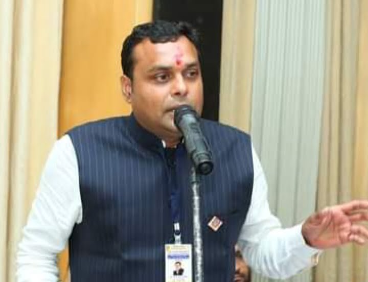 375 घटकों का IVF-- <em>अंतर्राष्ट्रीय वैश्य महासम्मेलन छत्तीसगढ़ प्रदेश की नवगठित कार्यकारिणी की प्रथम बैठक एवं शपथ ग्रहण समारोह 14 जुलाई को रायपुर में, पूर्व मंत्री बृजमोहन अग्रवाल के मुख्य आतिथ्य, आईव्हीएफ के राष्ट्रीय अध्यक्ष अशोक अग्रवाल की अध्यक्षता में होगा कार्यक्रम, प्रदेश अध्यक्ष योगेश अग्रवाल एवं महामंत्री अमर सुल्तानिया ने दी जानकारी</em> 375 घटकों का IVF-- <em>अंतर्राष्ट्रीय वैश्य महासम्मेलन छत्तीसगढ़ प्रदेश की नवगठित कार्यकारिणी की प्रथम बैठक एवं शपथ ग्रहण समारोह 14 जुलाई को रायपुर में, पूर्व मंत्री बृजमोहन अग्रवाल के मुख्य आतिथ्य, आईव्हीएफ के राष्ट्रीय अध्यक्ष अशोक अग्रवाल की अध्यक्षता में होगा कार्यक्रम, प्रदेश अध्यक्ष योगेश अग्रवाल एवं महामंत्री अमर सुल्तानिया ने दी जानकारी</em> kshititech