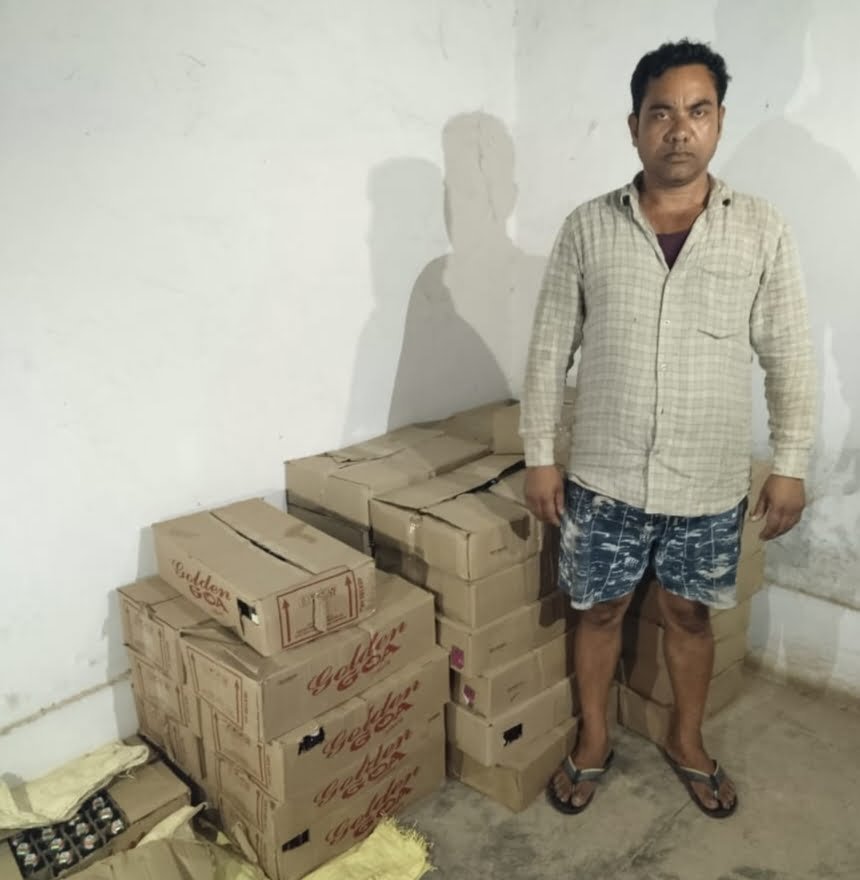 <em>शक्ति जिला पुलिस के अलग-अलग थाना क्षेत्रों में 14 जुलाई को 1000 लीटर अवैध शराब जब्ती की हुई बड़ी कार्रवाई, जिला पुलिस अधीक्षक एम आर आहिरे के निर्देशन में पुलिस सक्रिय</em> kshititech