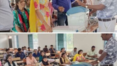 कैसे करें मतदान- चल रहा जागरूकता अभियान --<em>शक्ति के जेलएनडी कॉलेज में हुआ स्वीप कार्यक्रम के अंतर्गत मतदाता जागरूकता अभियान, कलेक्टर के निर्देश पर मतदाताओं को किया जा रहा जागरूक</em>, मास्टर ट्रेनर्स डॉ डीपी पाटले एवं सोमेश कुमार घिटोडे ने दी जानकारी kshititech