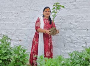 AAS की लक्ष्मी का वृक्षारोपण महाअभियान--- <em>छत्तीसगढ़ के अंतर्राष्ट्रीय अग्रवाल सम्मेलन पर्यावरण संरक्षण एवं जागरूकता इकाई ने अमरकंटक में किया वृक्षारोपण, प्रदेश संयोजक श्रीमती लक्ष्मी अग्रवाल के नेतृत्व में हुआ वृक्षारोपण जागरुकता को लेकर महाअभियान</em>, अंतर्राष्ट्रीय अध्यक्ष राजकुमार मित्तल के निर्देशन में हुआ कार्यक्रम AAS की लक्ष्मी का वृक्षारोपण महाअभियान--- <em>छत्तीसगढ़ के अंतर्राष्ट्रीय अग्रवाल सम्मेलन पर्यावरण संरक्षण एवं जागरूकता इकाई ने अमरकंटक में किया वृक्षारोपण, प्रदेश संयोजक श्रीमती लक्ष्मी अग्रवाल के नेतृत्व में हुआ वृक्षारोपण जागरुकता को लेकर महाअभियान</em>, अंतर्राष्ट्रीय अध्यक्ष राजकुमार मित्तल के निर्देशन में हुआ कार्यक्रम kshititech