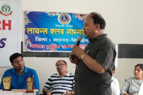 <em>डॉक्टर्स/सीए डे पर सारंगढ़ के लायंस क्लब सारंगढ़ सिटी द्वारा डॉक्टरों एवम् सीए का किया गया सम्मान, संस्था के संरक्षक महेंद्र अग्रवाल ने कहा- चिकित्सकों की सेवाएं हम सभी के लिए है अमूल्य,हम करते हैं उनका आभार</em> <em>डॉक्टर्स/सीए डे पर सारंगढ़ के लायंस क्लब सारंगढ़ सिटी द्वारा डॉक्टरों एवम् सीए का किया गया सम्मान, संस्था के संरक्षक महेंद्र अग्रवाल ने कहा- चिकित्सकों की सेवाएं हम सभी के लिए है अमूल्य,हम करते हैं उनका आभार</em> kshititech