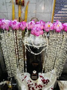 <em>भोले बाबा के दीदार का आ गया सावन महीना-- 10 जुलाई को सावन के पहले सोमवार में तुर्री धाम में होगा शिवजी का जलाभिषेक,श्रावण मास पर तुर्री धाम में लगता है शिव भक्तों का मेला, पवित्र बाबा भोलेनाथ की नगरी तुर्री धाम में जलाभिषेक को लेकर प्रशासन ने करी पुख्ता व्यवस्था</em> kshititech