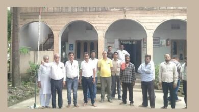 <em>बाराद्वार के डीएमसी कार्यालय में स्वतंत्रता दिवस के मौके पर हुआ ध्वजारोहण, राष्ट्रगान के साथ में कर्मचारियों को किया गया मिष्ठान का वितरण</em>,डीएमसी के आर के तिवारी ने कहा- स्वतंत्रता दिवस का यह अवसर हम सभी में राष्ट्र प्रेम की भावना और अधिक करता है जागृत <em>बाराद्वार के डीएमसी कार्यालय में स्वतंत्रता दिवस के मौके पर हुआ ध्वजारोहण, राष्ट्रगान के साथ में कर्मचारियों को किया गया मिष्ठान का वितरण</em>,डीएमसी के आर के तिवारी ने कहा- स्वतंत्रता दिवस का यह अवसर हम सभी में राष्ट्र प्रेम की भावना और अधिक करता है जागृत kshititech