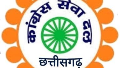 सेवादल से मिलता है अनुशासन-- <em>कॉग्रेस को मजबूती करने में सेवादल का अहम योगदान,जिला मुख्यालय सकती में पदाधिकारियों की मौजूदगी में हुआ ध्वज वंदना कार्यक्रम का आयोजन</em>, शहर कांग्रेस कमेटी के अध्यक्ष दिगंबर चौबे एवं वरिष्ठ अधिवक्ता गिरधर जायसवाल रहे मौजूद kshititech