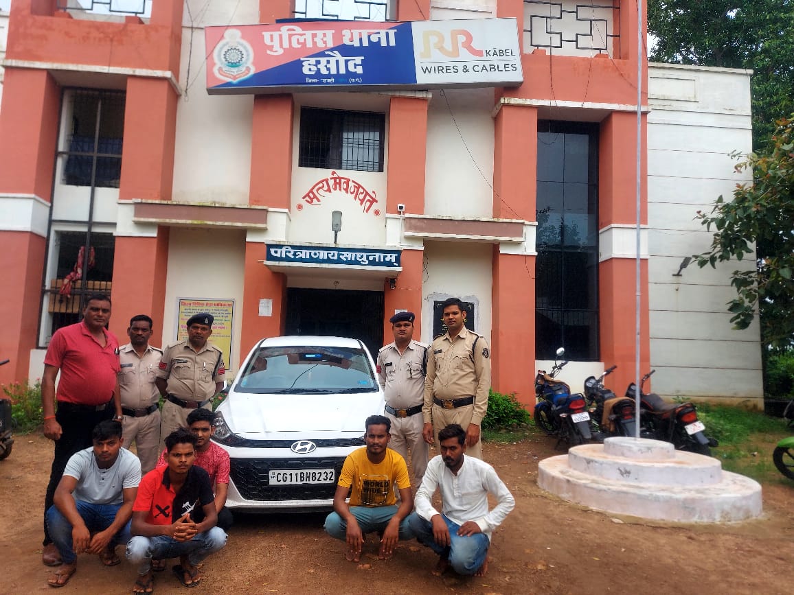 <em>निर्माण कंपनी के प्रोजेक्ट मैनेजर से मारपीट कर पैसे लूटने वाले पांच आरोपी गिरफ्तार, 2 दिन पूर्व कंपनी के ही अन्य कर्मचारी से हुई थी मारपीट एवं जान से मारने की धमकी देने की घटना, बोलेरो वाहन में चढ़कर आए थे आरोपी</em>, अपराधियों के हौसले बुलंद, पुलिस की त्वरित हो रही कार्रवाई <em>निर्माण कंपनी के प्रोजेक्ट मैनेजर से मारपीट कर पैसे लूटने वाले पांच आरोपी गिरफ्तार, 2 दिन पूर्व कंपनी के ही अन्य कर्मचारी से हुई थी मारपीट एवं जान से मारने की धमकी देने की घटना, बोलेरो वाहन में चढ़कर आए थे आरोपी</em>, अपराधियों के हौसले बुलंद, पुलिस की त्वरित हो रही कार्रवाई kshititech