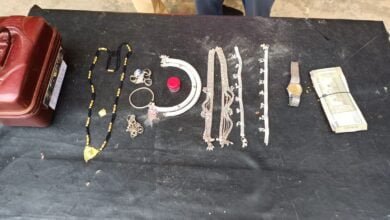 <em>सोने चांदी के जेवरात एवं नगदी रकम चुराने वाले आरोपी चढ़े पुलिस के हत्थे,पुलिस की बड़ी सफलता</em>, शक्ति जिले में चोरों और अपराधियों की आ गई शामत, पुलिस हुई सक्रिय, निरंतर चोरी की घटनाओं में पुलिस को मिल रही बड़ी सफलता kshititech