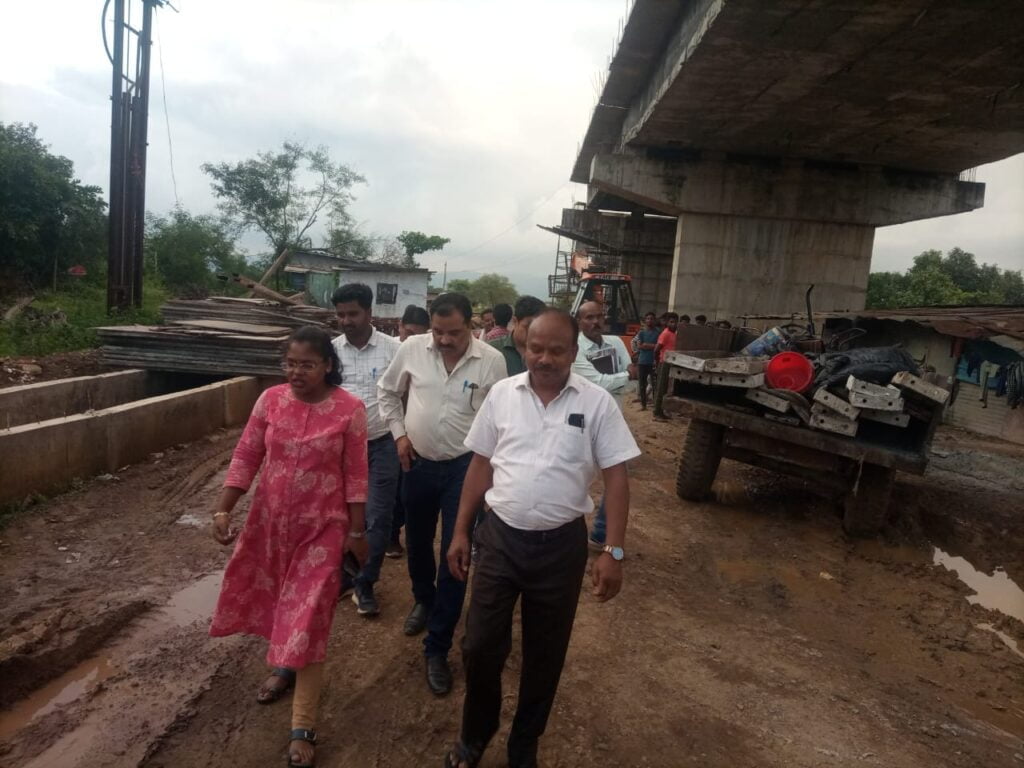 <em>नूपुर का मिशन सकरेली रेलवे ओवर ब्रिज-- कलेक्टर की पहल पर जल्द ही पूर्ण होगा सकरेली रेलवे ओवर ब्रिज, नूपुर ने 21 अगस्त को किया निरीक्षण,निर्माण एजेंसी को दिए सख्त निर्देश, अविभाजित जांजगीर चांपा जिले में सबसे पहले बनकर तैयार होने वाला निर्माण होगा सकरेली रेलवे ओवर ब्रिज शक्ति का</em> <em>नूपुर का मिशन सकरेली रेलवे ओवर ब्रिज-- कलेक्टर की पहल पर जल्द ही पूर्ण होगा सकरेली रेलवे ओवर ब्रिज, नूपुर ने 21 अगस्त को किया निरीक्षण,निर्माण एजेंसी को दिए सख्त निर्देश, अविभाजित जांजगीर चांपा जिले में सबसे पहले बनकर तैयार होने वाला निर्माण होगा सकरेली रेलवे ओवर ब्रिज शक्ति का</em> kshititech