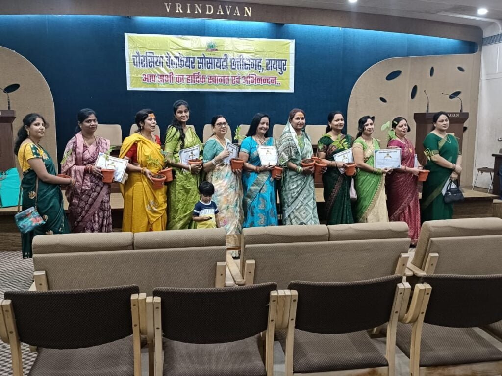 <em>चौरसिया वेलफेयर सोसाइटी का नाग पंचमी पर भव्य आयोजन, संदीप चौरसिया एवं ललित चौरसिया बनाए गए अध्यक्ष, समाज हित में लिए गए अनेकों निर्णय</em>, 3 वर्षों के लिए हुए नई कार्यकारिणी के चुनाव kshititech