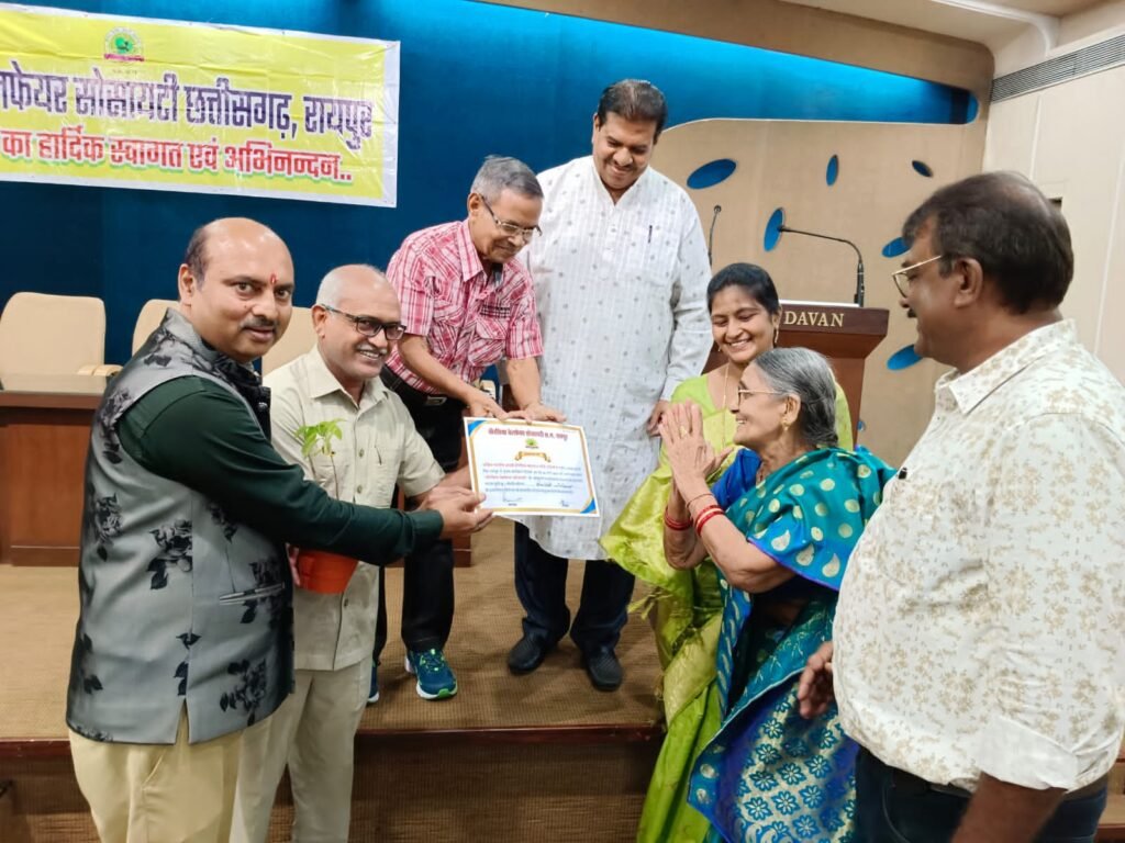 <em>चौरसिया वेलफेयर सोसाइटी का नाग पंचमी पर भव्य आयोजन, संदीप चौरसिया एवं ललित चौरसिया बनाए गए अध्यक्ष, समाज हित में लिए गए अनेकों निर्णय</em>, 3 वर्षों के लिए हुए नई कार्यकारिणी के चुनाव kshititech