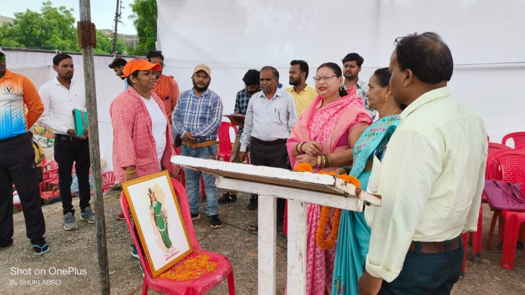 <em>बारिश में भी खिलाड़ियों का जुनून--नगर पालिका शक्ति सहित जिले की नगरीय निकायों ने 23 अगस्त को किया विकासखंड स्तरीय छत्तीसगढ़ ओलंपिक खेल 2023 क्लस्टर का आयोजन, पंडित दीनदयाल उपाध्याय स्टेडियम में हुए विभिन्न खेल</em>, शक्ति सीएमओ संजय सिंह ने कहा-- छत्तीसगढ़ ओलंपिक से पारंपरिक खेलों एवं खेल प्रतिभाओं को सामने आने का मिला अवसर <em>बारिश में भी खिलाड़ियों का जुनून--नगर पालिका शक्ति सहित जिले की नगरीय निकायों ने 23 अगस्त को किया विकासखंड स्तरीय छत्तीसगढ़ ओलंपिक खेल 2023 क्लस्टर का आयोजन, पंडित दीनदयाल उपाध्याय स्टेडियम में हुए विभिन्न खेल</em>, शक्ति सीएमओ संजय सिंह ने कहा-- छत्तीसगढ़ ओलंपिक से पारंपरिक खेलों एवं खेल प्रतिभाओं को सामने आने का मिला अवसर kshititech