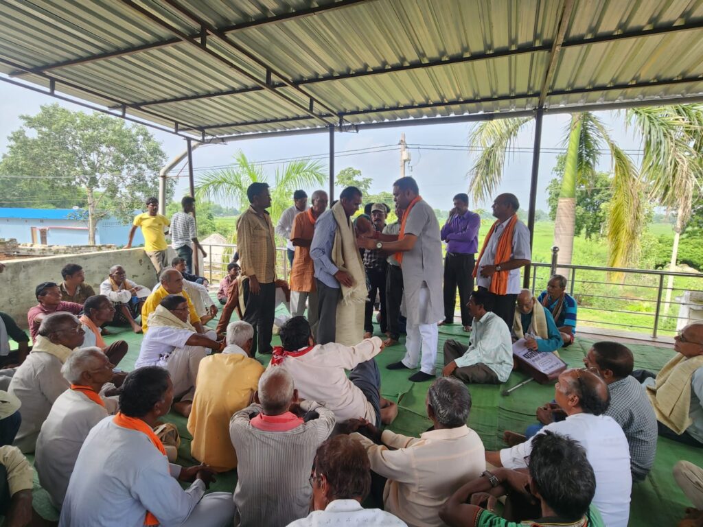 <em>जन सेवक अमर सुल्तानिया जुटे है वरिष्ठ जनों के सम्मान में-- जांजगीर चाम्पा विधानसभा क्षेत्र के एक-एक गांव में पहुंच रहे अमर,बुजुर्गों का मिल रहा आशीर्वाद, अमर ने कहा-- बुजुर्गों के आशीर्वाद से ही आज भाजपा पार्टी ने हासिल किया प्रगति का यह मुकाम</em> <em>जन सेवक अमर सुल्तानिया जुटे है वरिष्ठ जनों के सम्मान में-- जांजगीर चाम्पा विधानसभा क्षेत्र के एक-एक गांव में पहुंच रहे अमर,बुजुर्गों का मिल रहा आशीर्वाद, अमर ने कहा-- बुजुर्गों के आशीर्वाद से ही आज भाजपा पार्टी ने हासिल किया प्रगति का यह मुकाम</em> kshititech