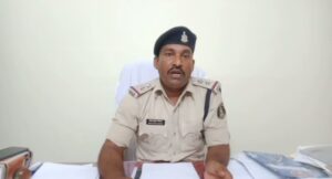 <em>निर्माण कंपनी के प्रोजेक्ट मैनेजर से मारपीट कर पैसे लूटने वाले पांच आरोपी गिरफ्तार, 2 दिन पूर्व कंपनी के ही अन्य कर्मचारी से हुई थी मारपीट एवं जान से मारने की धमकी देने की घटना, बोलेरो वाहन में चढ़कर आए थे आरोपी</em>, अपराधियों के हौसले बुलंद, पुलिस की त्वरित हो रही कार्रवाई <em>निर्माण कंपनी के प्रोजेक्ट मैनेजर से मारपीट कर पैसे लूटने वाले पांच आरोपी गिरफ्तार, 2 दिन पूर्व कंपनी के ही अन्य कर्मचारी से हुई थी मारपीट एवं जान से मारने की धमकी देने की घटना, बोलेरो वाहन में चढ़कर आए थे आरोपी</em>, अपराधियों के हौसले बुलंद, पुलिस की त्वरित हो रही कार्रवाई kshititech